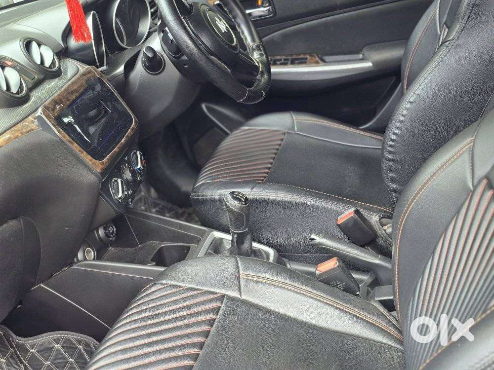 Maruti Suzuki Swift Vxi Optional, 2021, Petrol