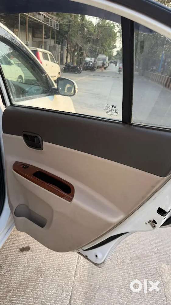 Hyundai Verna 2011 Petrol Well Maintained