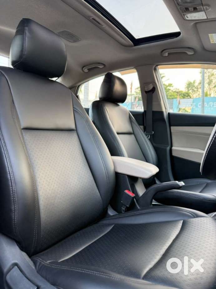 Hyundai Verna 1.5 Sx Petrol Mt, 2022, Petrol