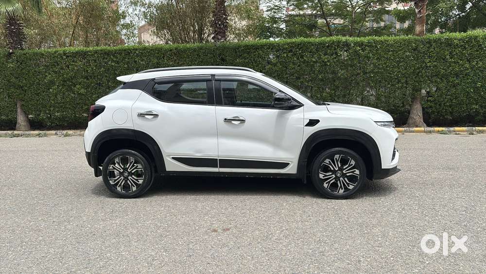 Renault Kiger Rxe, 2023, Petrol