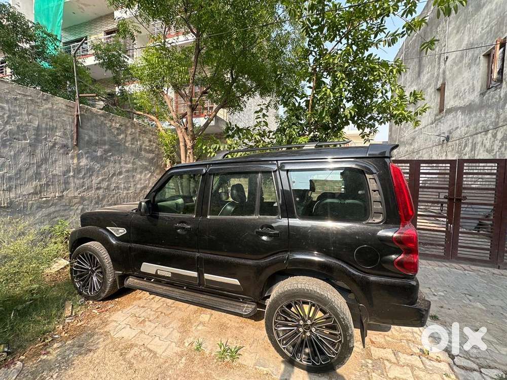 Mahindra Scorpio Classic 2024 Diesel Well Maintained