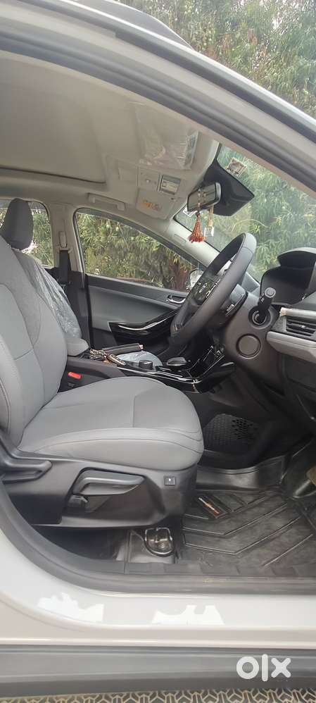 Tata Nexon Fearless Plus (ps)  1.2 Petrol Dca (adas), 2025, Petrol