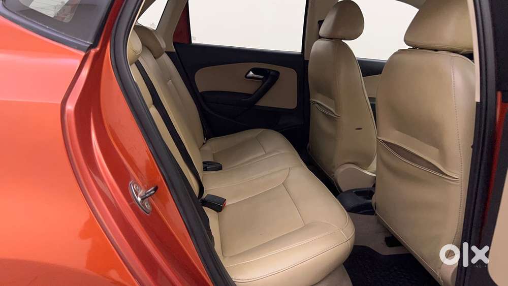 Volkswagen Polo Petrol Highline 1.2l, 2015, Petrol