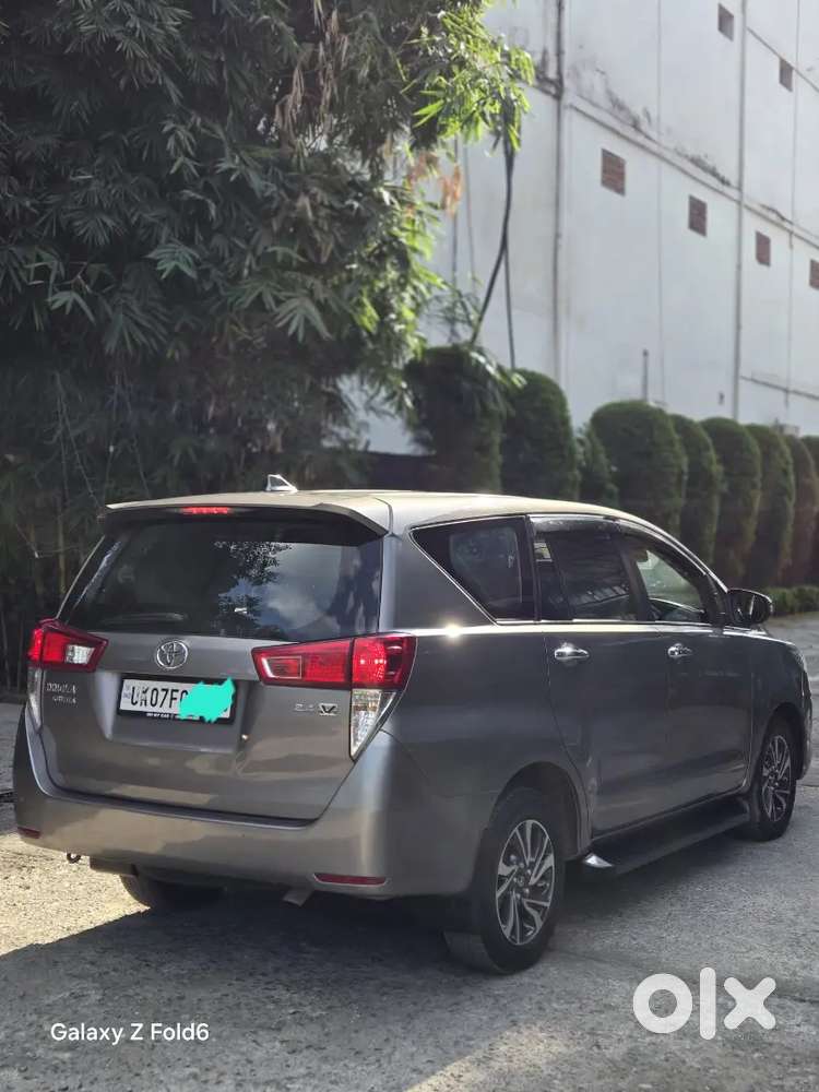 Toyota Innova Crysta 2022 Diesel Well Maintained