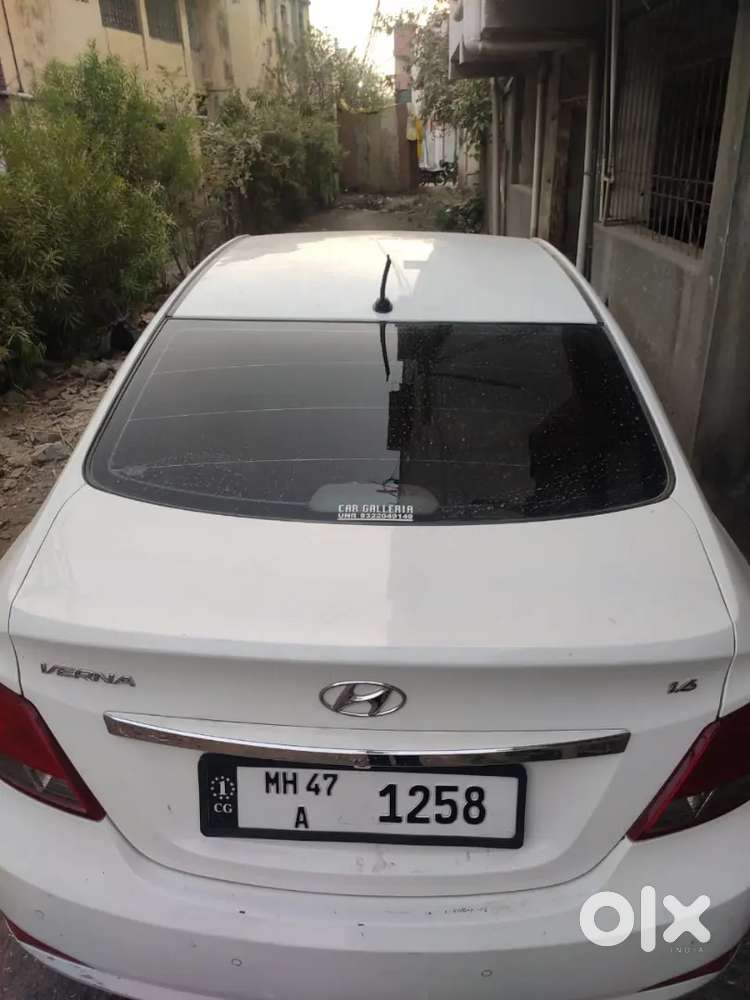 Hyundai Verna Crdi 2015 Diesel Automatic