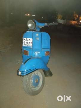 Bajaj store chetak olx