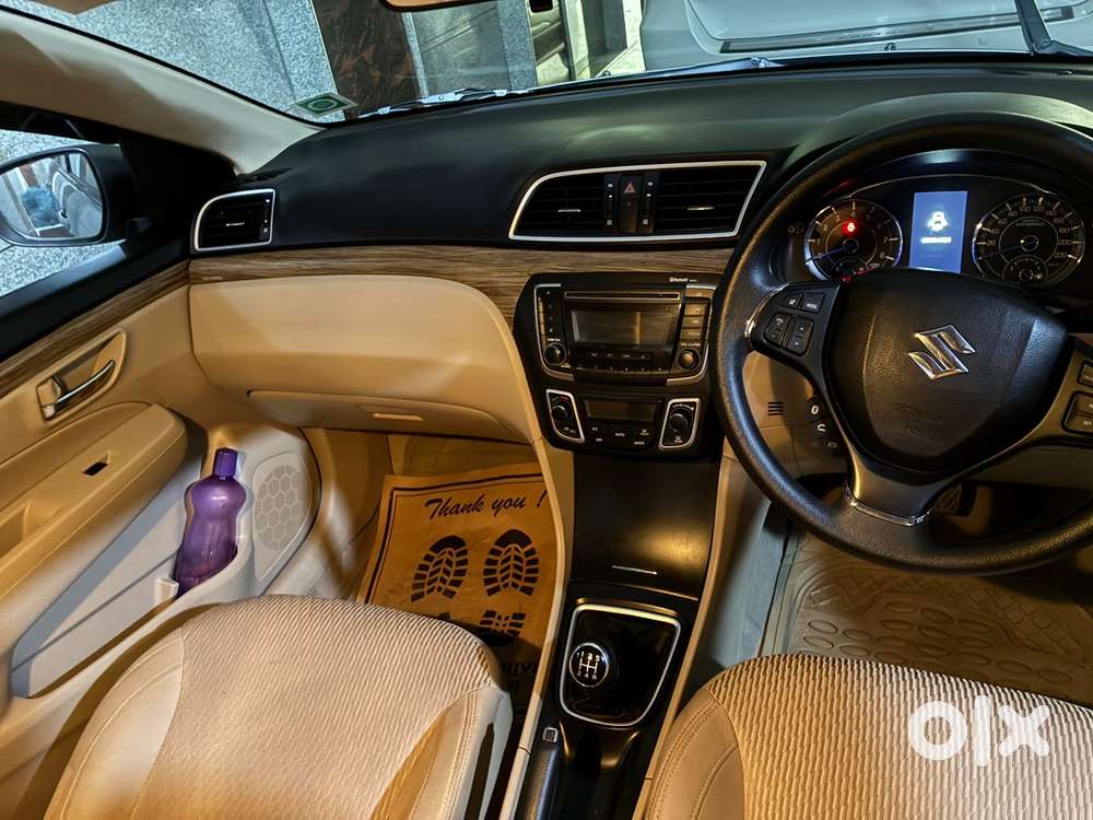 Ciaz Maruti Delta 2022 26000 Km Driven 1st Owner Manual