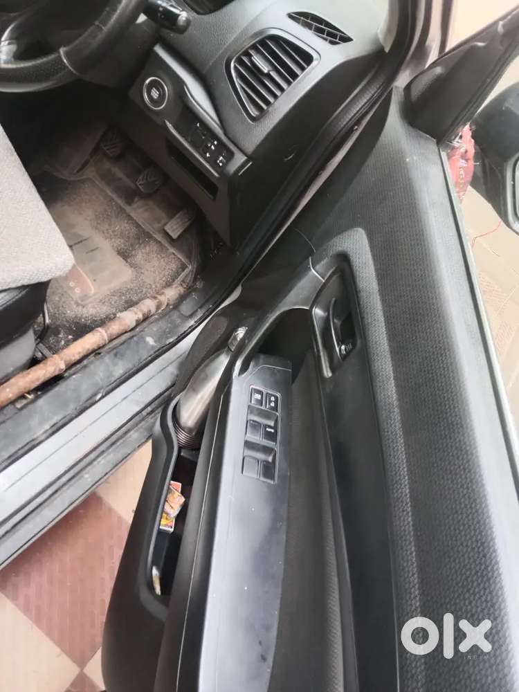 Maruti Suzuki Brezza Lxi 2021