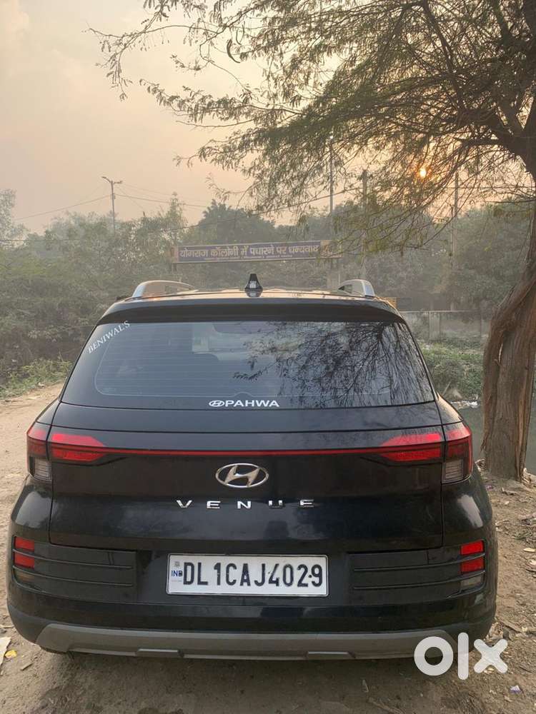 Hyundai Venue Mt 2025