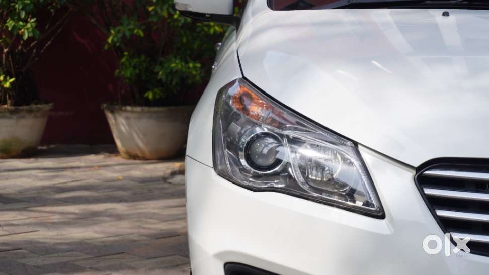 Maruti Suzuki Ciaz 2014-2017 At Zxi Plus, 2016, Petrol