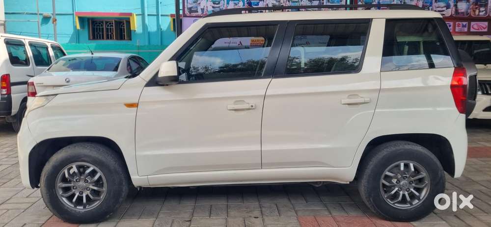 Mahindra Tuv 300 T8, 2016, Diesel