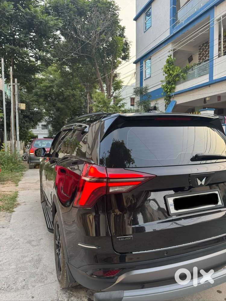 Mahindra Xuv700 Diesel 2025 Ebony Edition