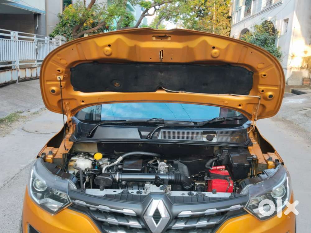 Renault Triber Rxt, 2023, Petrol