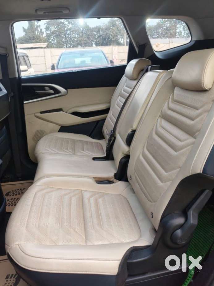 Kia Carens Luxury 1.5 Diesel Imt 7 Str, 2023, Diesel