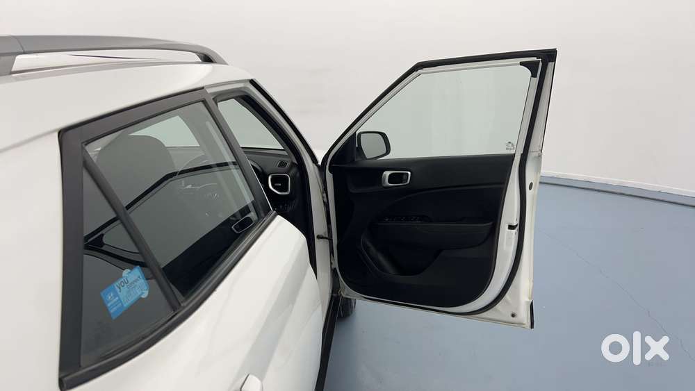 Hyundai Venue 1.0 Sx (o) Turbo Dct, 2022, Petrol