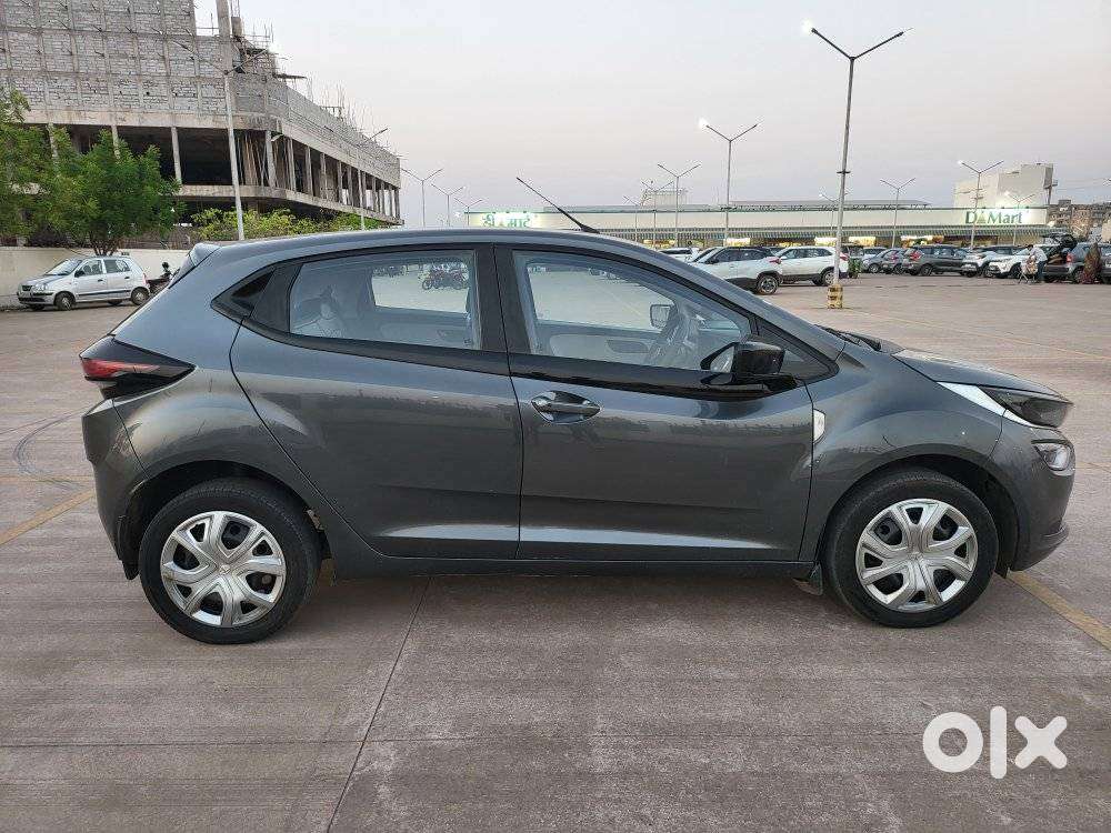 Tata Altroz 1.2 Xt, 2022, Petrol