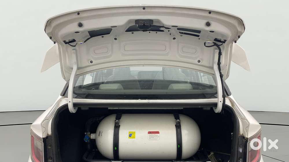 Hyundai Aura 1.2 Sx Cng, 2024, Cng & Hybrids