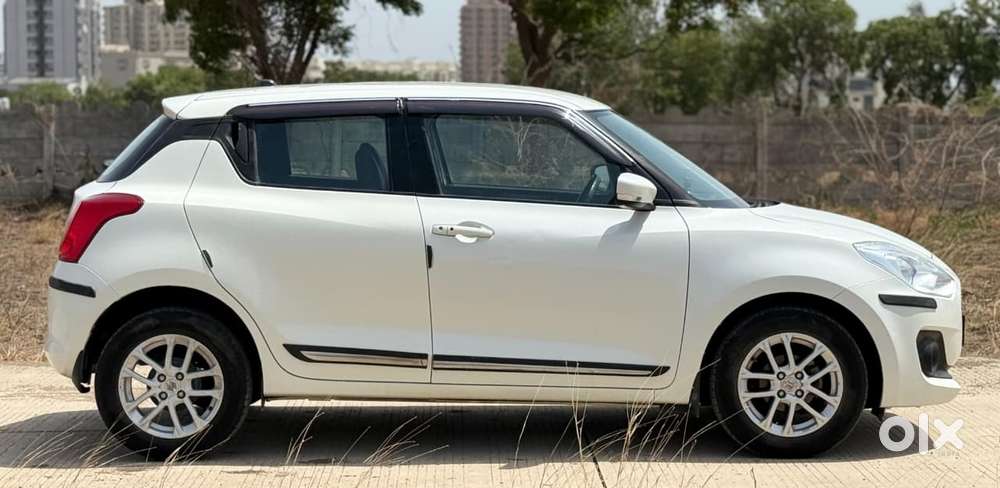 Maruti Suzuki Swift Amt Zxi Plus, 2018, Petrol