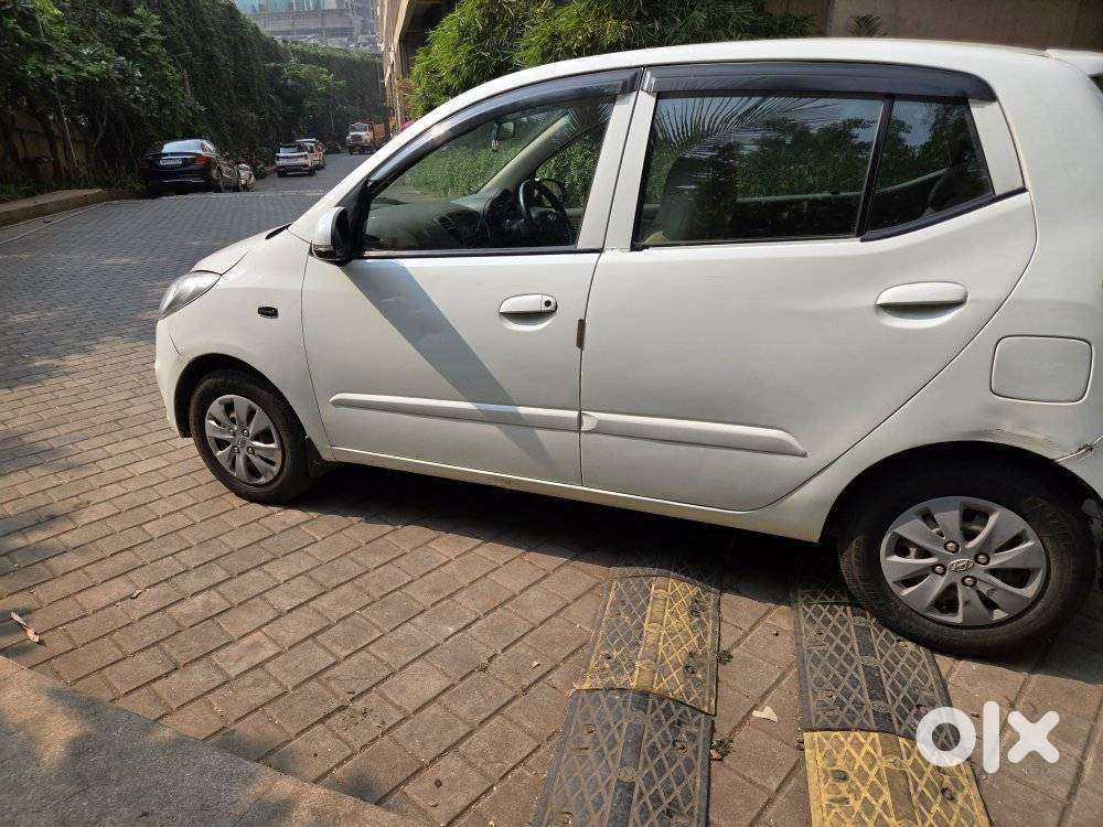 Hyundai I10 Sportz At, 2012, Petrol