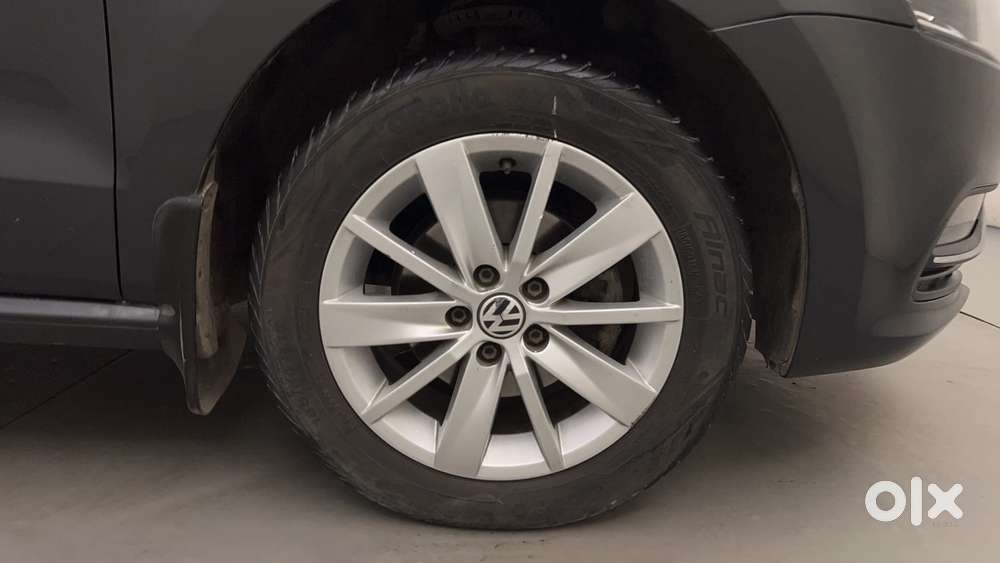 Volkswagen Polo 2009-2013 Petrol Highline 1.2l, 2015, Petrol