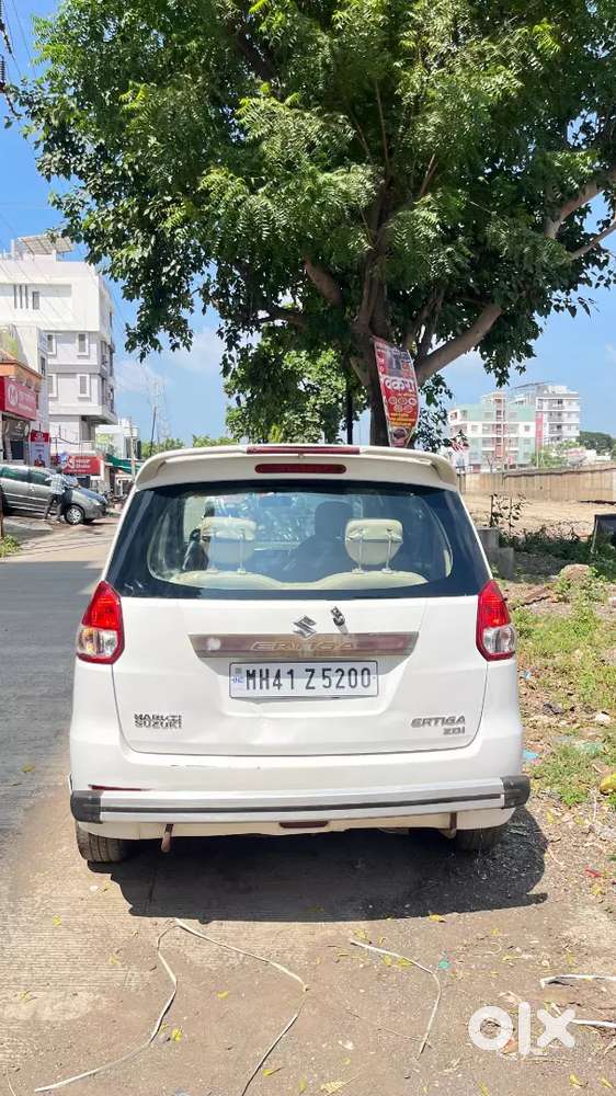 Maruti Suzuki Ertiga Zdi 2013