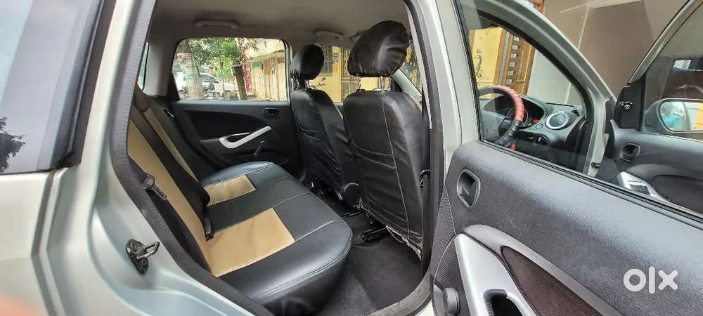 Ford Figo Zxi 2011 Petrol