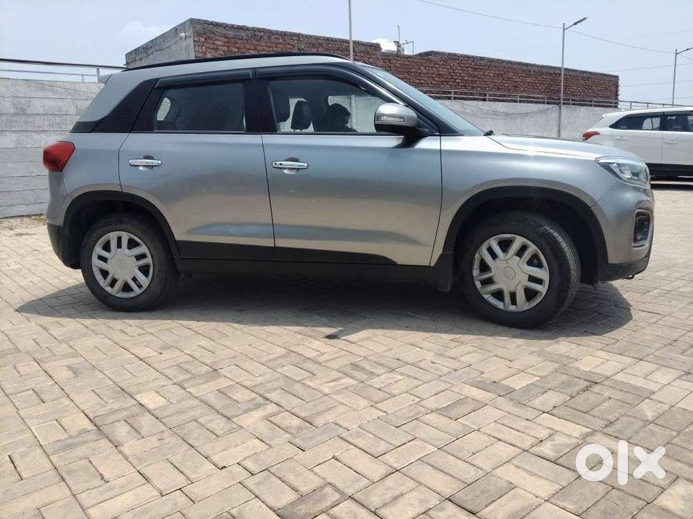 Maruti Suzuki Brezza 1.5 Vxi Smart Hybrid, 2020, Petrol