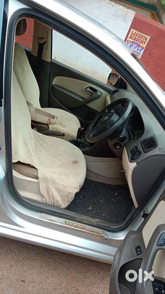 Volkswagen Vento 2010-2013 Petrol Comfortline, 2011, Petrol