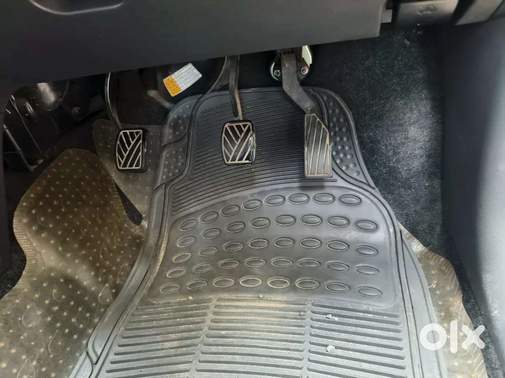 Maruti Suzuki Ritz Zxi 2010 Petrol  Top-end  Well Maintained