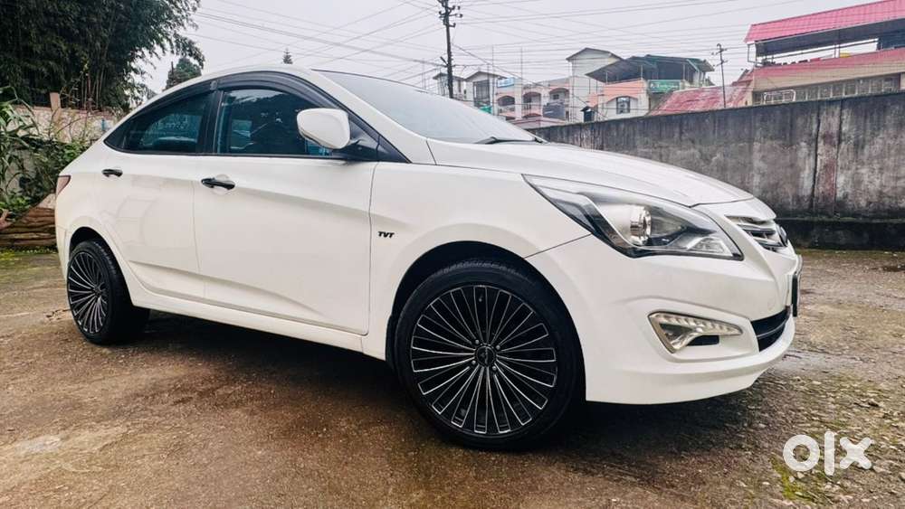 Hyundai Verna Top Model 2017