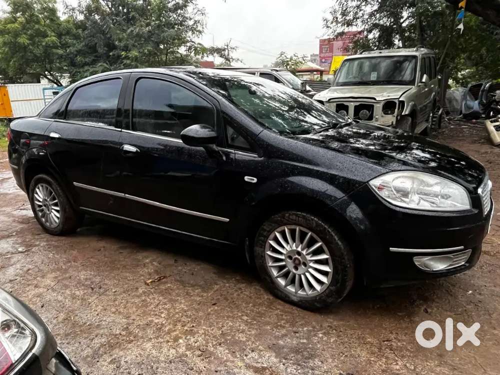 Fiat Linea 2010 Petrol 75000 Km Driven