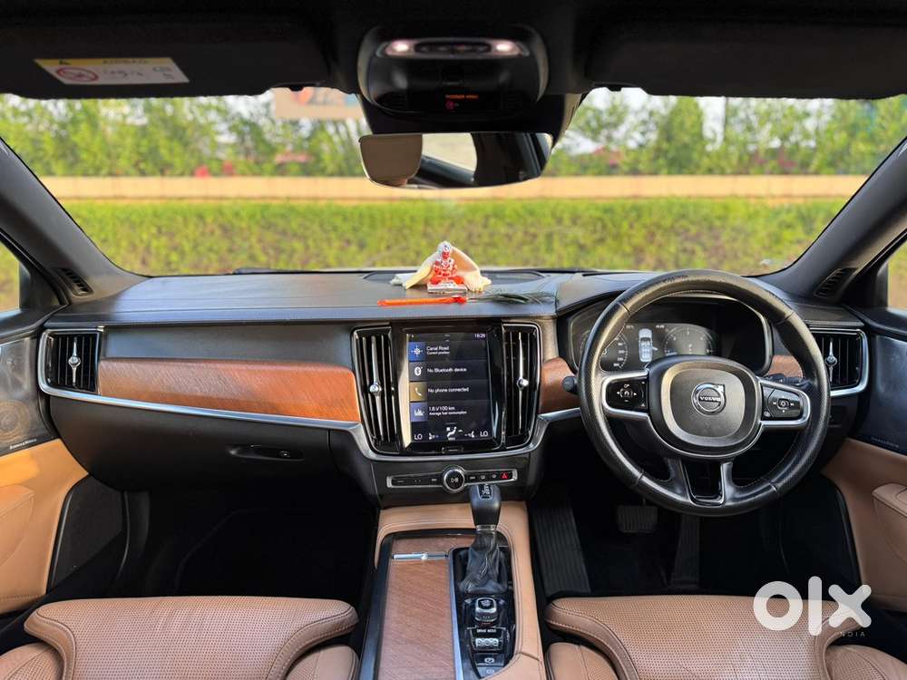 Volvo S90 D4 2019