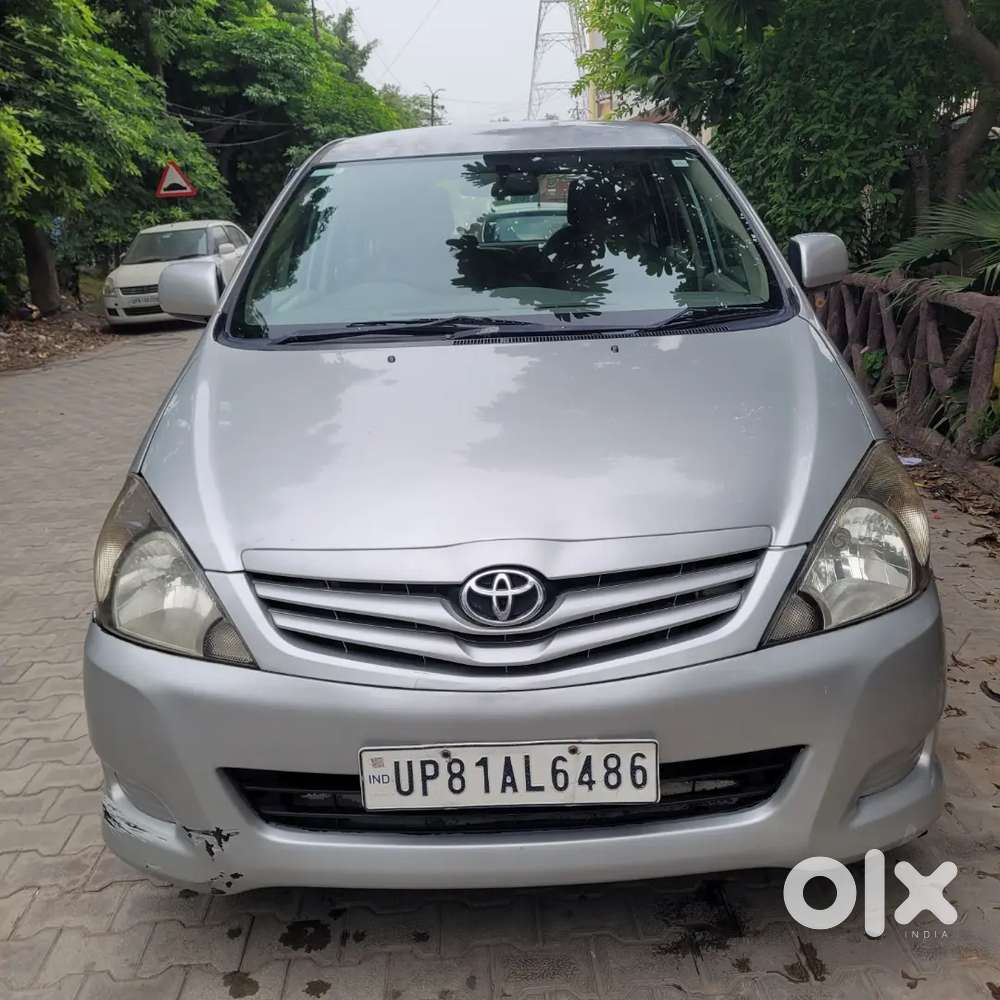 Toyota Innova 2011 Diesel 315000 Km Driven