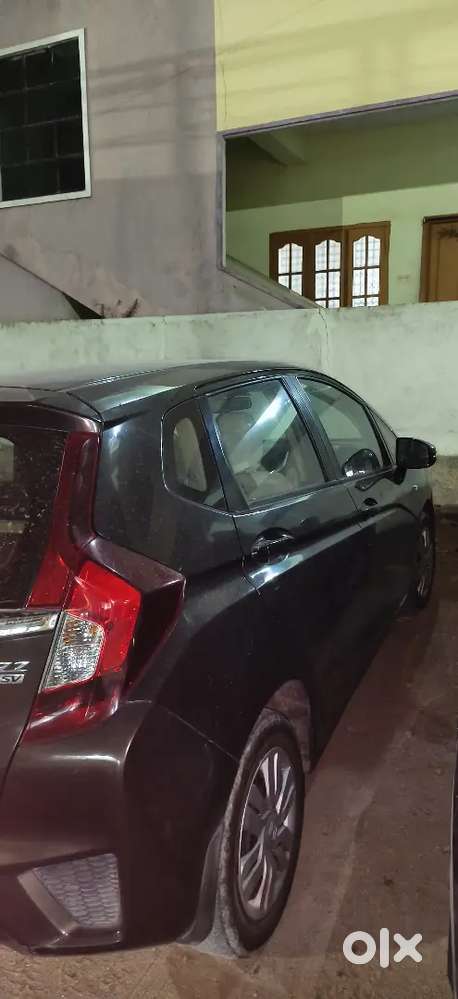Honda Jazz 2015 Petrol 95000 Km Driven