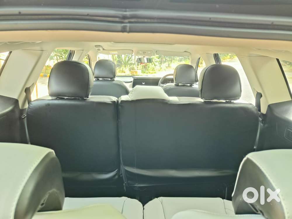Mahindra Xuv700 2.2 Ax 5 Diesel At 7 Str, 2023, Diesel