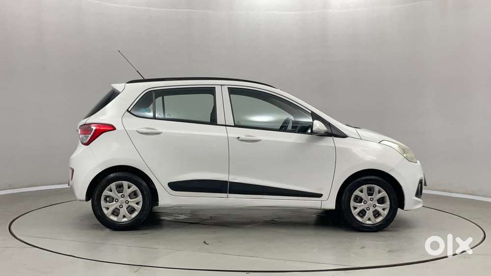 Hyundai Grand I10 1.2 Kappa Sportz, 2016, Petrol