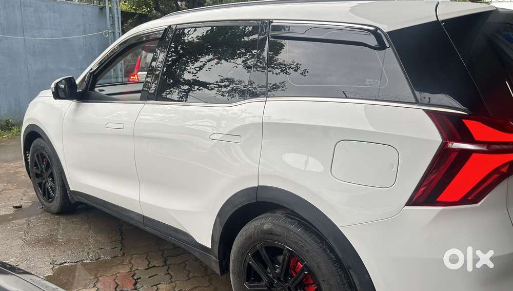 Mahindra Xuv700 2.2 Ax 7 Diesel At Luxury Pack Str, 2023, Diesel