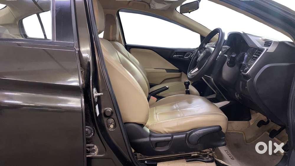 Honda City 1.5 V 5th Gen I-vtec Mt, 2022, Petrol