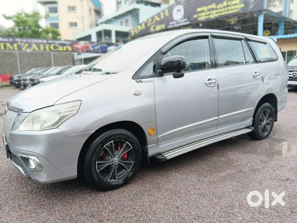 Toyota Innova 2.5 G (diesel) 7 Seater, 2015, Diesel