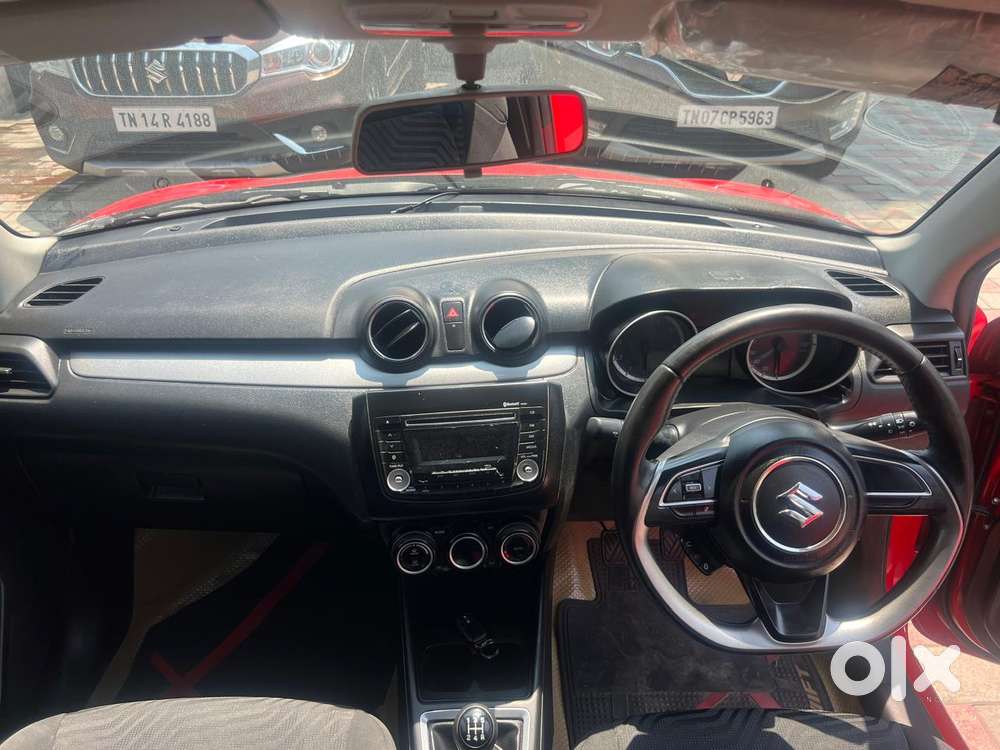 Maruti Suzuki Swift 2018 Zxi, 2019, Petrol
