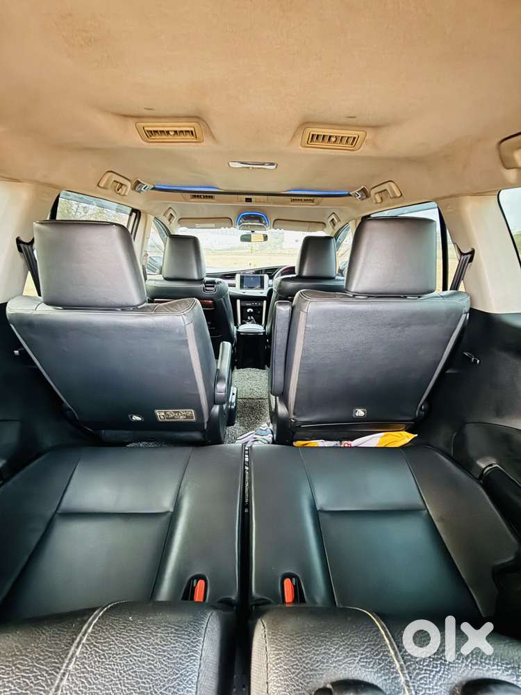 Toyota Innova Crysta 2.4 Z 7 Str, 2016, Diesel