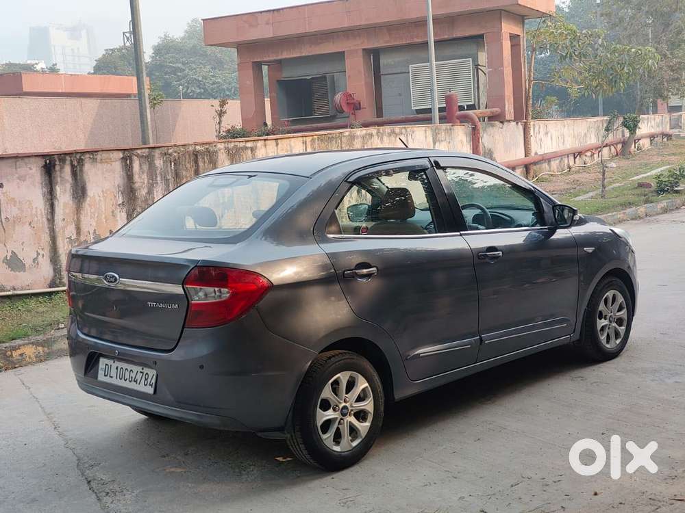 Ford Figo Aspire Titanium Blu, 2015, Petrol