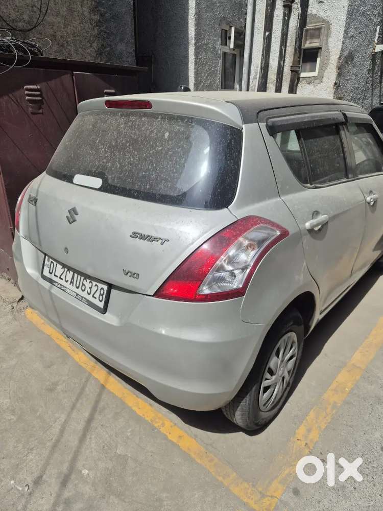 Maruti Suzuki Swift Vxi 2015
