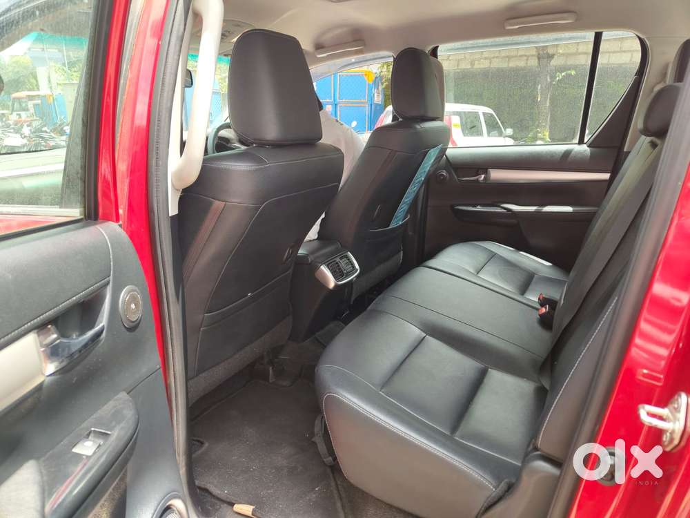 Toyota Hilux 2.8 High 4x4 Mt, 2024, Diesel