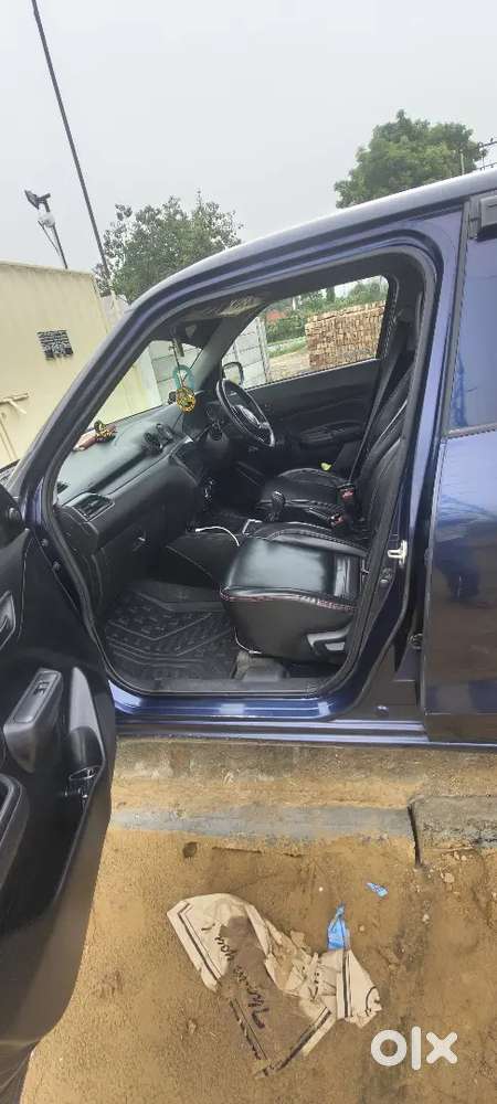 Maruti Suzuki Swift Petrol Manual 2023