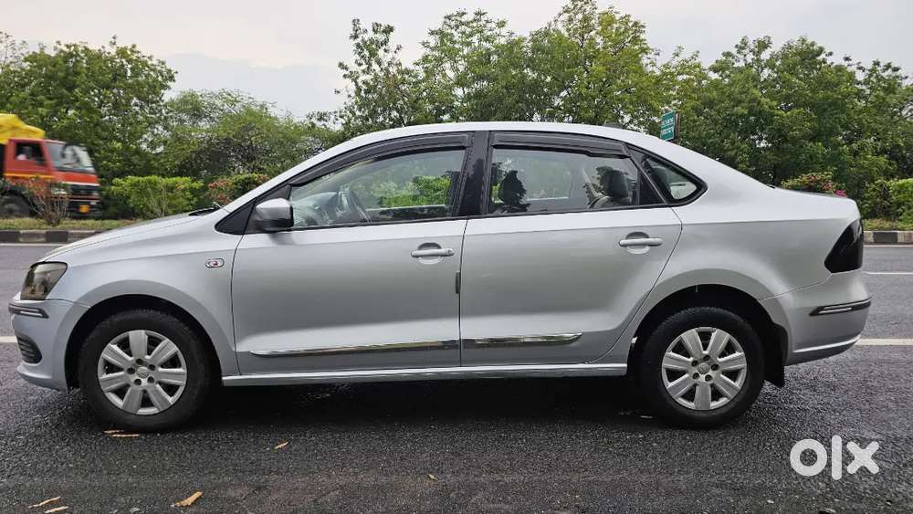 Volkswagen Vento 1.6 Petrol 2013