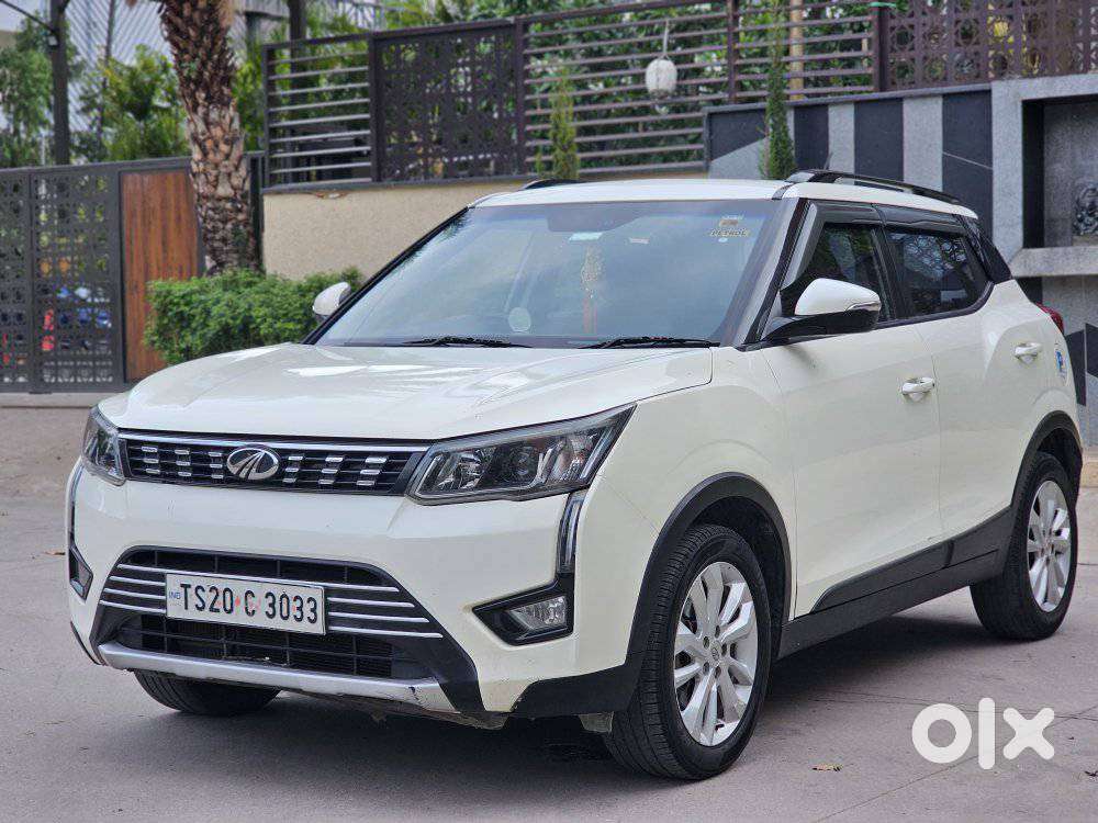 Mahindra Xuv300 W8, 2020, Petrol