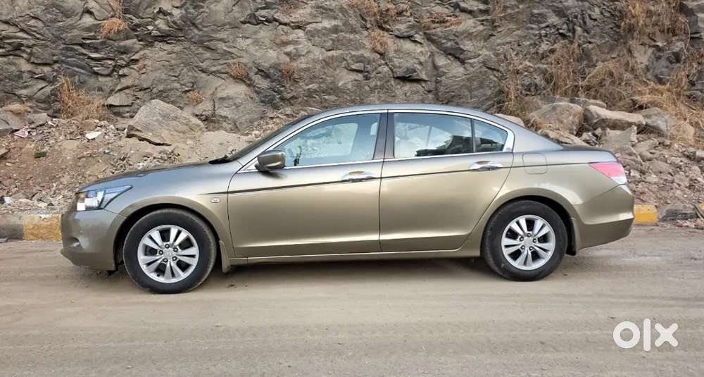 Honda Accord 2009 Cng & Hybrids 65000 Km Driven