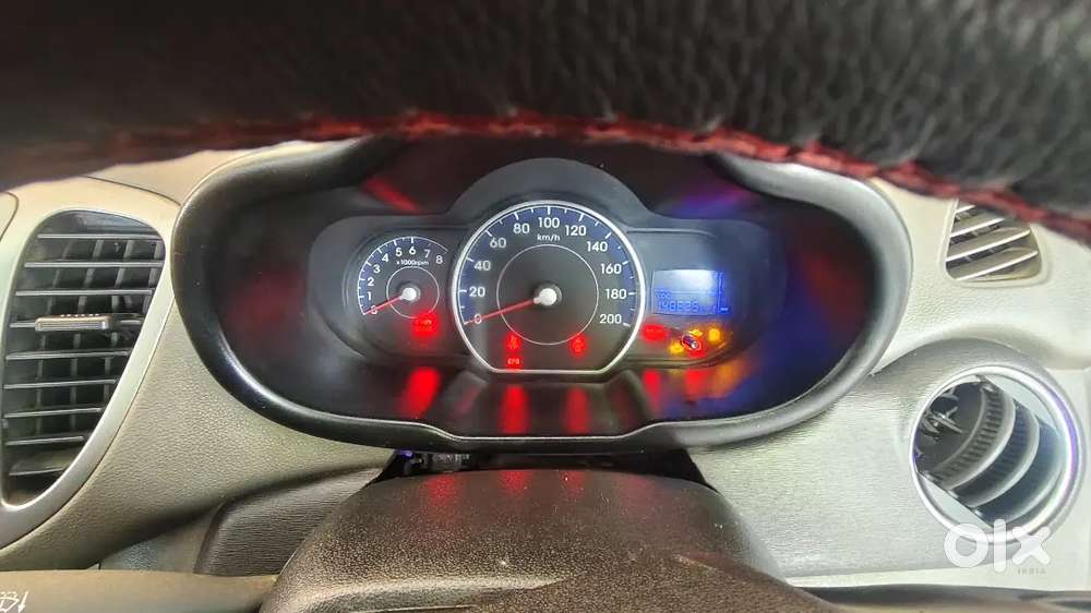 Hyundai I10 2012 Cng & Hybrids Good Condition
