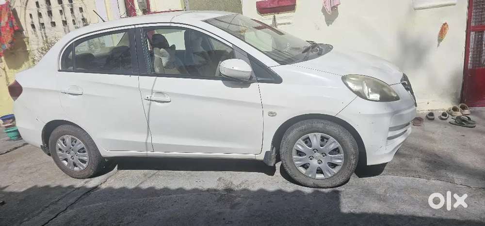 Honda Amaze 2013 Petrol 88700 Km Driven